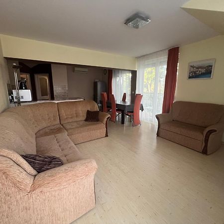 Indi Apartman Siófok Buitenkant foto