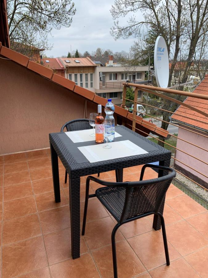 Indi Apartman Siófok Buitenkant foto