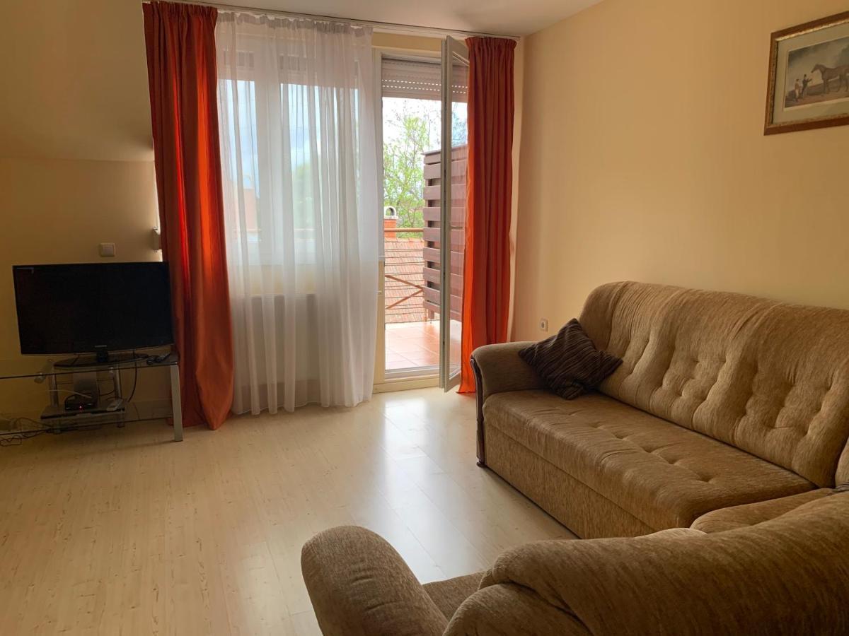 Indi Apartman Siófok Buitenkant foto